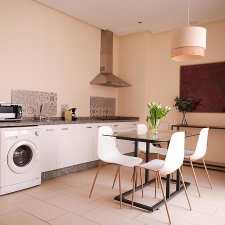 Guzman El Bueno Suites Sevilla Buitenkant foto
