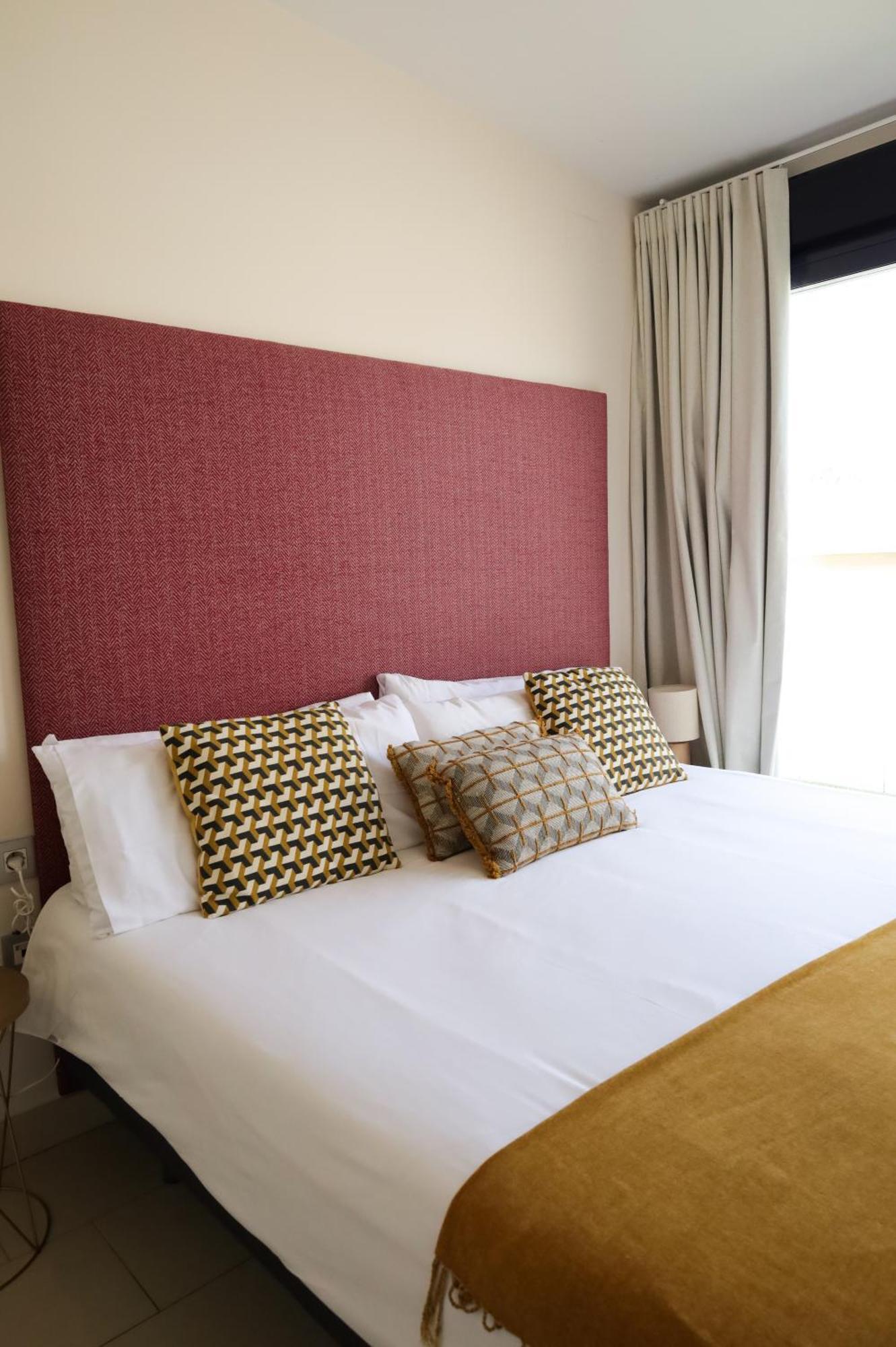 Guzman El Bueno Suites Sevilla Buitenkant foto