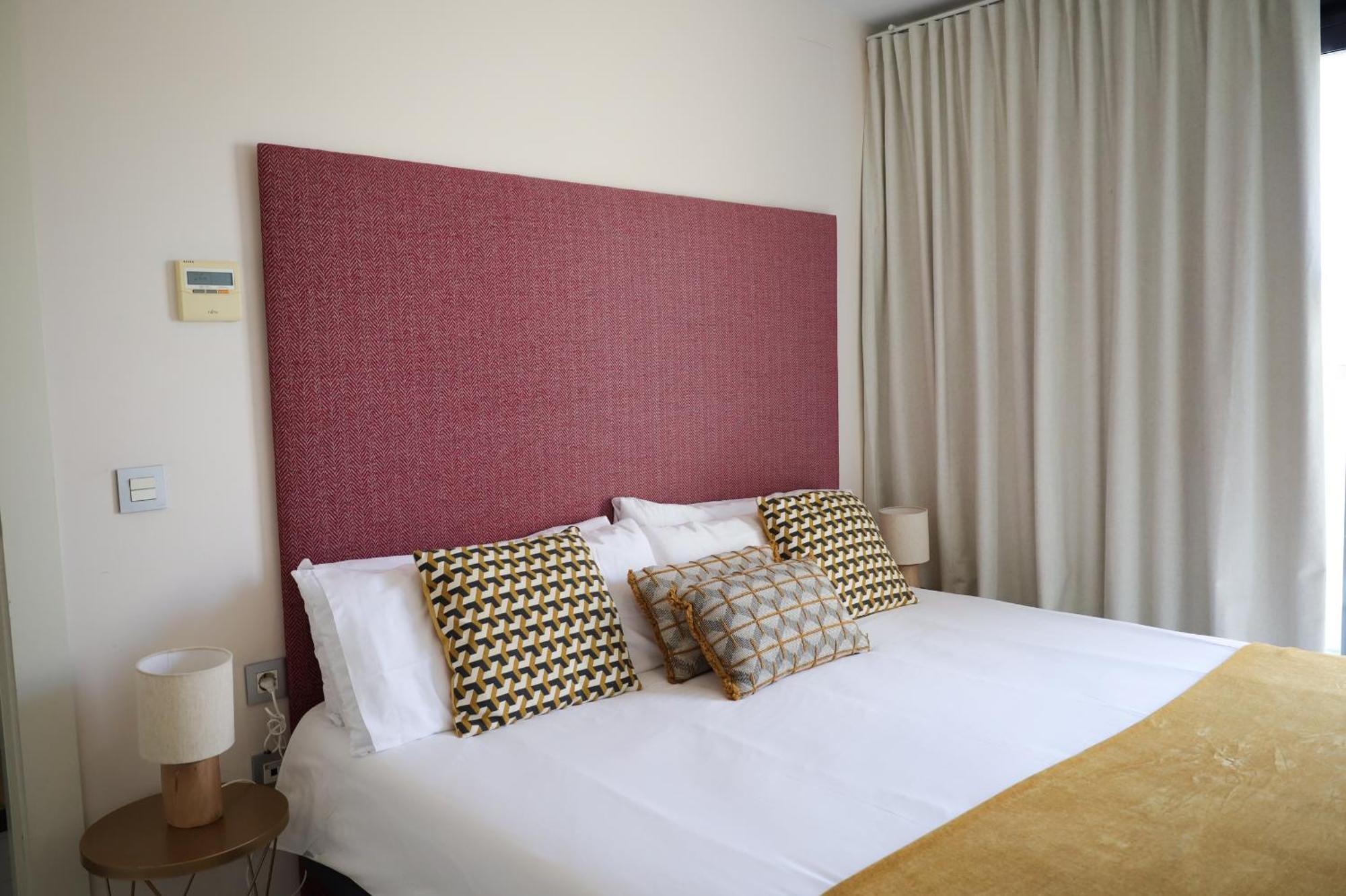 Guzman El Bueno Suites Sevilla Buitenkant foto